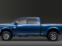 Dodge Ram 2500 Laramie Crew Cab (2010) - picture 4 of 16