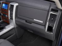Dodge Ram 2500 Laramie Crew Cab (2010)