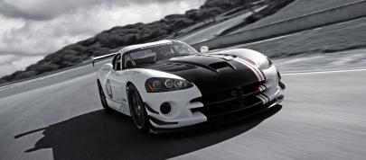Dodge Viper SRT10 ACR-X (2010) - picture 4 of 8