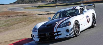 Dodge Viper SRT10 ACR-X (2010) - picture 7 of 8