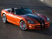 Dodge Viper SRT10 Roadster (2010) - picture 2 of 9