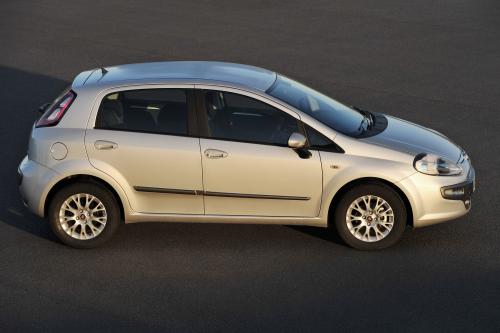 Fiat Punto Evo (2010) - picture 32 of 70