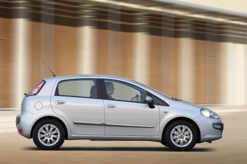 Fiat Punto Evo (2010) - picture 40 of 70