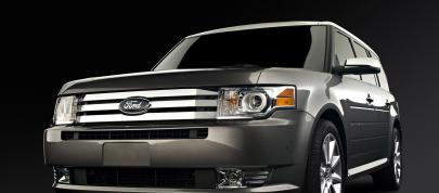 Ford Flex with EcoBoost (2010) - picture 4 of 17