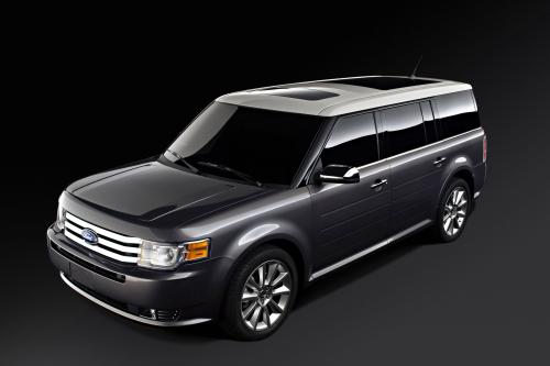 Ford Flex with EcoBoost (2010) - picture 1 of 17
