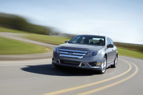 Ford Fusion (2010) - picture 1 of 18