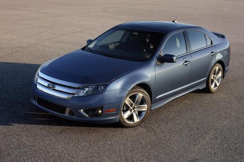 Ford Fusion (2010) - picture 16 of 18