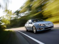 Ford Fusion (2010) - picture 2 of 18