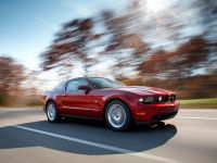 Ford Mustang (2010) - picture 34 of 60