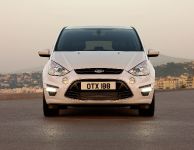 Ford S-Max (2010) - picture 1 of 9