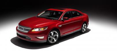 Ford Taurus SHO (2010) - picture 7 of 19