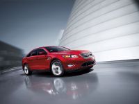 Ford Taurus SHO (2010)
