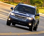 Subaru Forester 2.5XT (2010) - picture 6 of 10