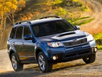 Subaru Forester 2.5XT (2010) - picture 2 of 10