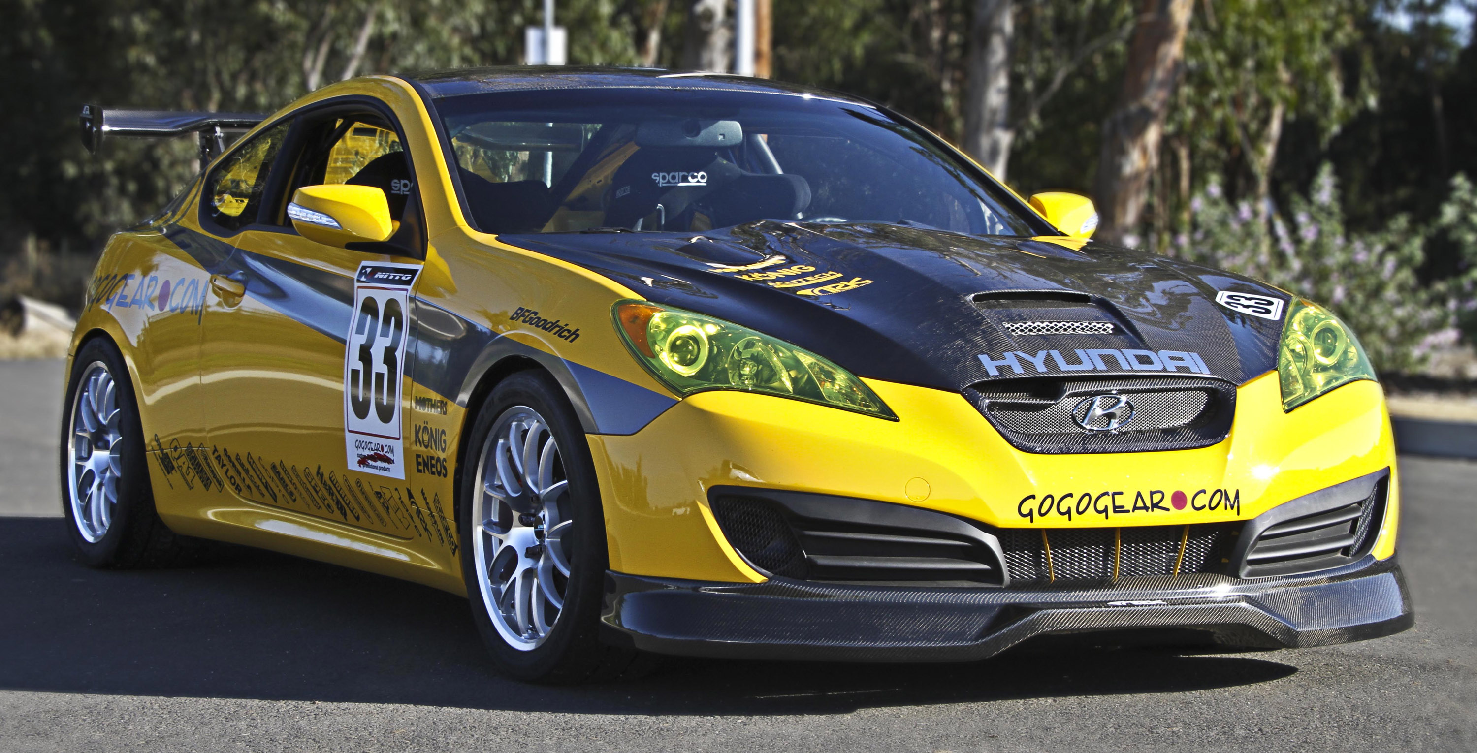 Gogogear Racing Genesis Coupe