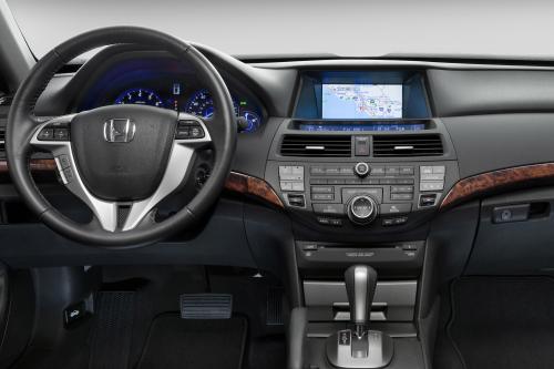 Honda Accord Crosstour (2010) - picture 8 of 9