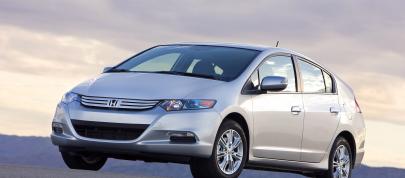 Honda Insight EX (2010) - picture 15 of 19