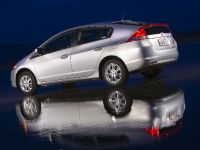 Honda Insight EX (2010) - picture 7 of 19