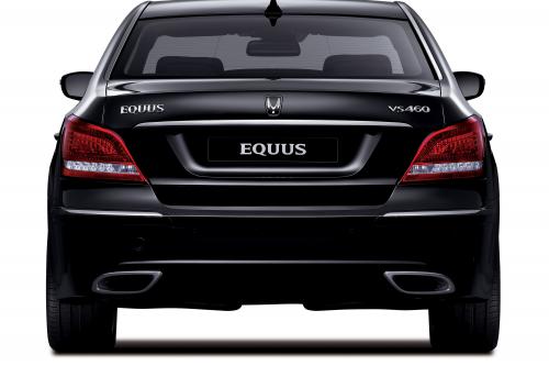 Hyundai Equus (2010) - picture 1 of 4