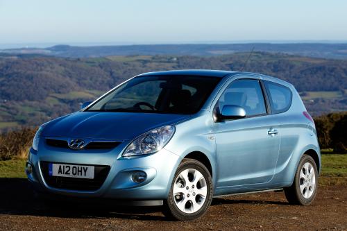 Hyundai i20 (2010) - picture 1 of 2