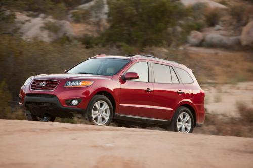 Hyundai Santa Fe (2010) - picture 9 of 16