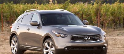 Infiniti FX (2010) - picture 7 of 23