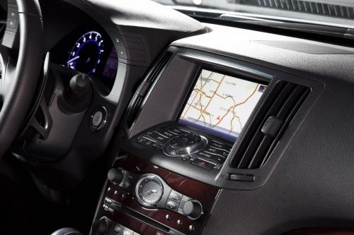 Infiniti G37 Sedan (2010) - picture 8 of 12