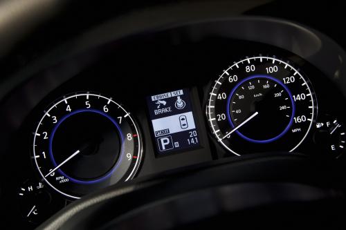 Infiniti G37 Sedan (2010) - picture 9 of 12