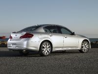 Infiniti G37 Sedan (2010) - picture 3 of 12