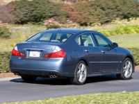 Infiniti M (2010) - picture 4 of 8