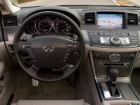 Infiniti M (2010) - picture 7 of 8