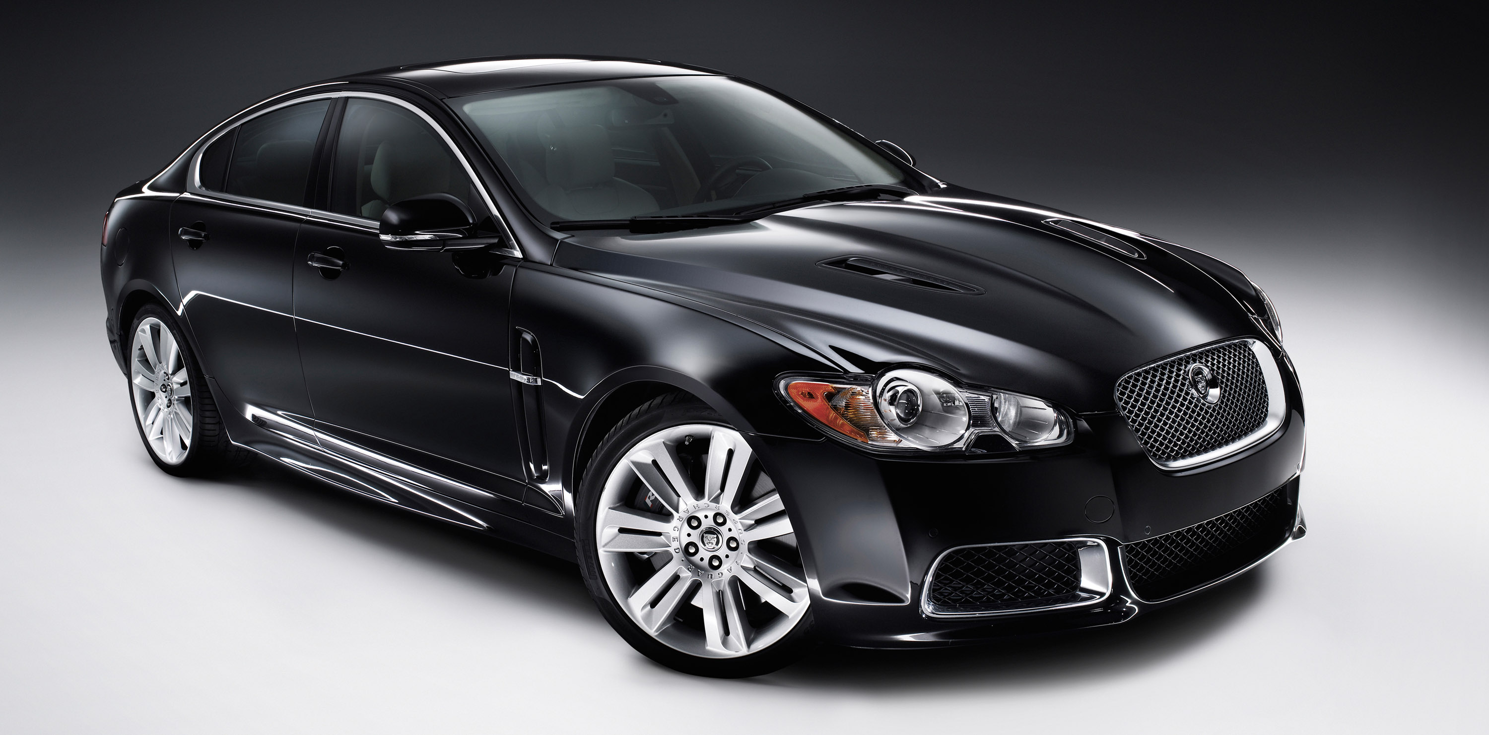 Jaguar XFR