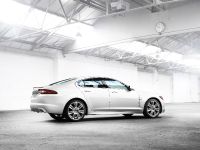 Jaguar XFR (2010) - picture 3 of 21