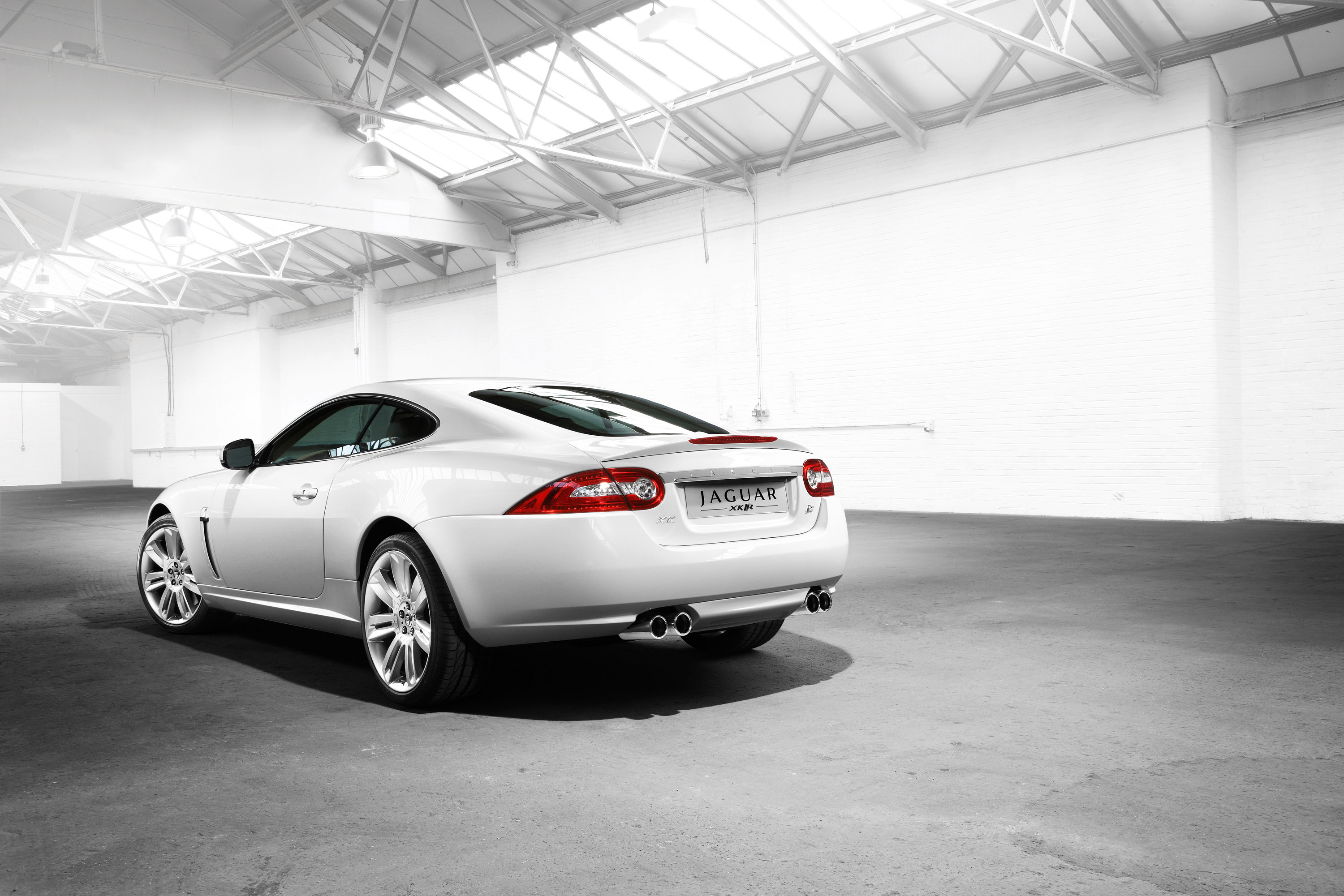 Jaguar XKR