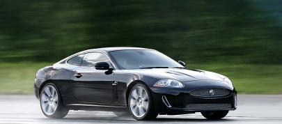 Jaguar XKR (2010) - picture 15 of 21