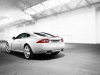 Jaguar XKR (2010) - picture 3 of 21