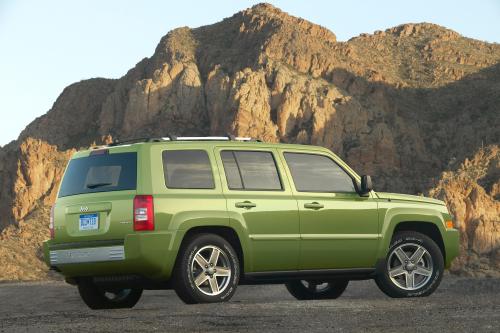 Jeep Patriot Limited (2010) - picture 1 of 5