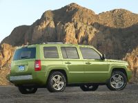 Jeep Patriot Limited (2010) - picture 2 of 5