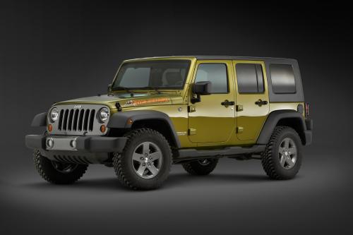 Jeep Wrangler Unlimited Mountain Edition (2010) - picture 1 of 3