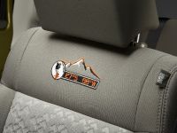 Jeep Wrangler Unlimited Mountain Edition (2010) - picture 2 of 3