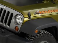Jeep Wrangler Unlimited Mountain Edition (2010) - picture 3 of 3