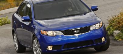 Kia Forte (2010) - picture 7 of 24