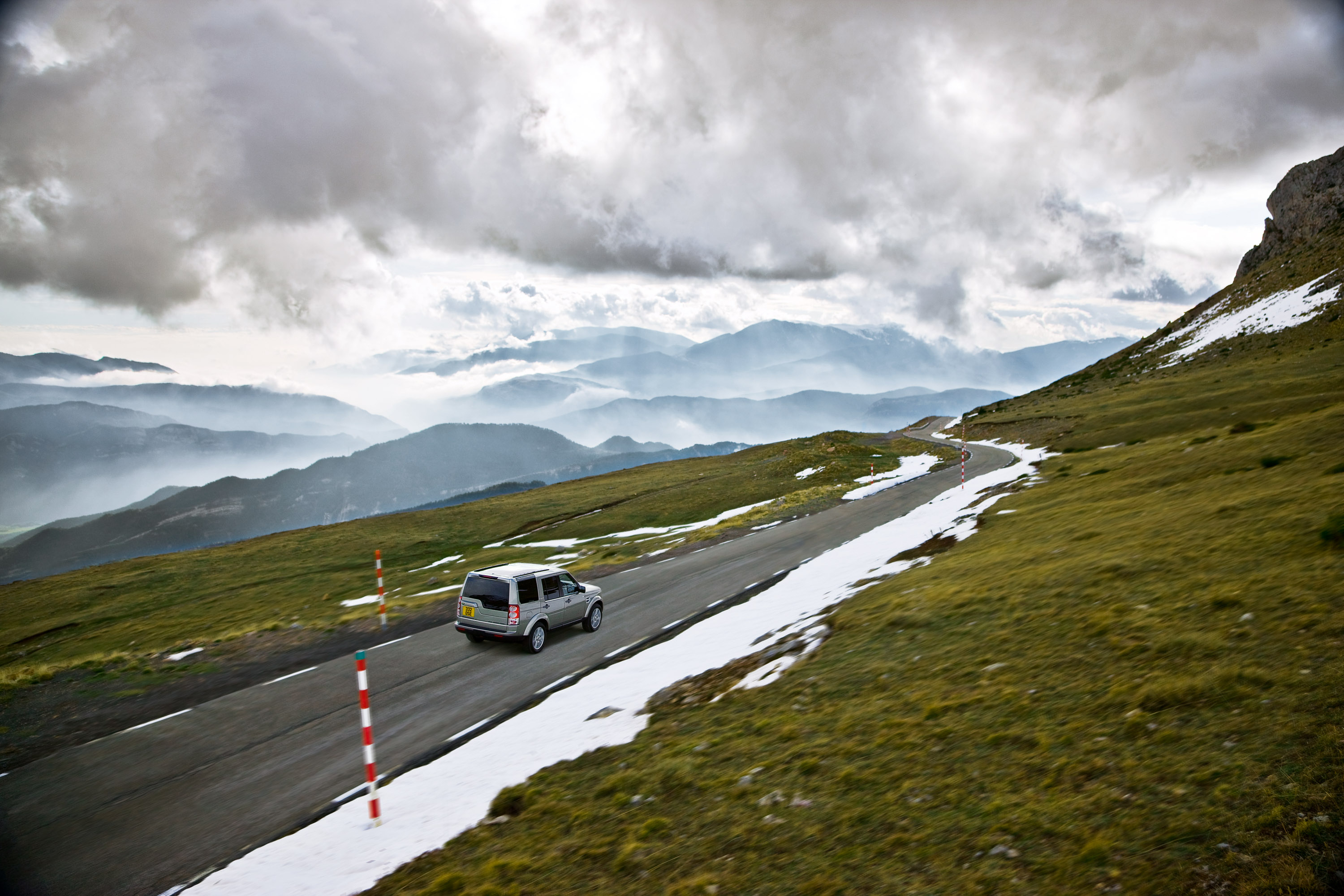 Land Rover Discovery 4