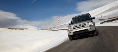 Land Rover Discovery 4 (2010) - picture 12 of 45