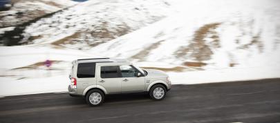 Land Rover Discovery 4 (2010) - picture 15 of 45