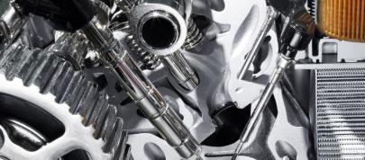 Land Rover Discovery 4 (2010) - picture 36 of 45