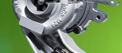 Land Rover Discovery 4 (2010) - picture 39 of 45