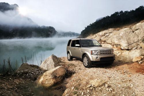 Land Rover Discovery 4 (2010) - picture 1 of 45