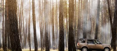 Land Rover Discovery (2010) - picture 4 of 38