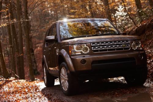 Land Rover Discovery (2010) - picture 32 of 38